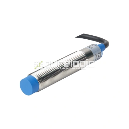 Датчик емкостной LJC12A3-5-Z/AX 1 734 Датчик емкостной LJC12A3-5-Z/AX фото